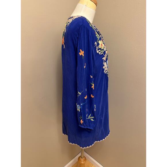 Johnny Was Taifa Blouse Royal Blue Embroidered Floral Sz Medium - Picture 5 of 8